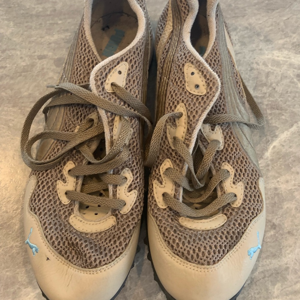 Puma - gold/bronze sneakers. Lightly worn